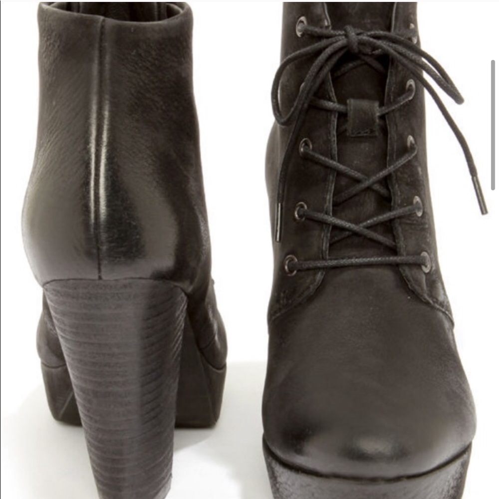 Steve Madden Black Suede High Heel Ankle Booties